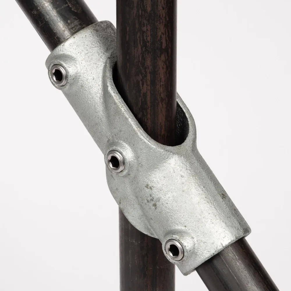 2-vejs justerbart kryds (30°-45°) - Clarrods Clamps CL130