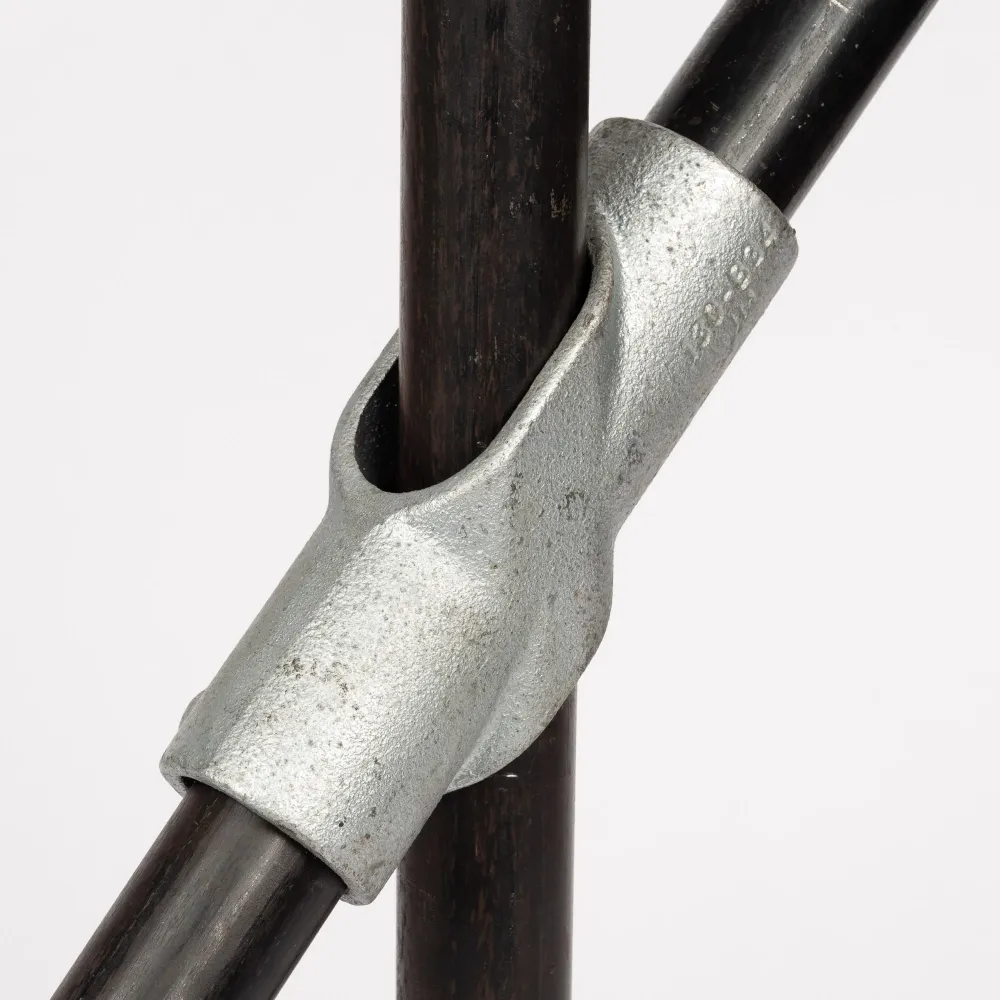 2-vejs justerbart kryds (30°-45°) - Clarrods Clamps CL130