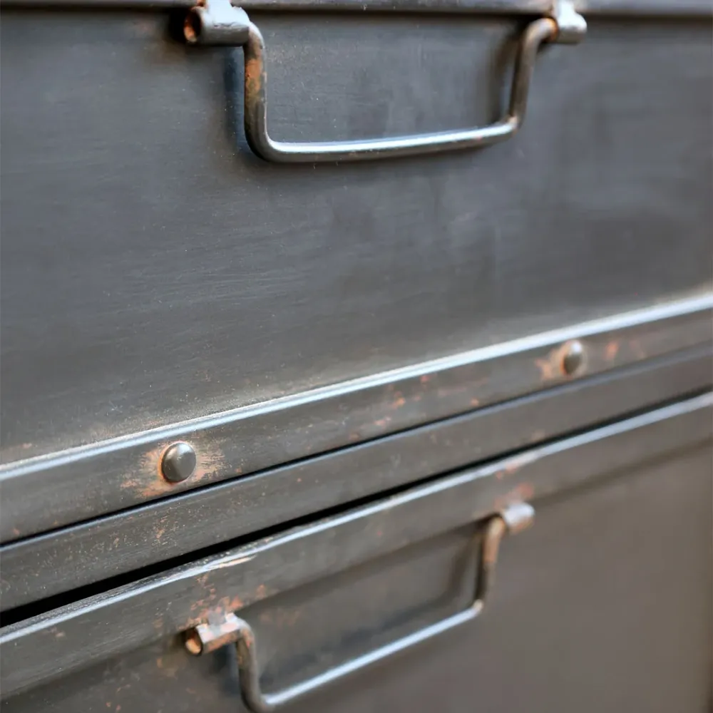 Chic Antique - Factory Kommode m. 2 skuffer