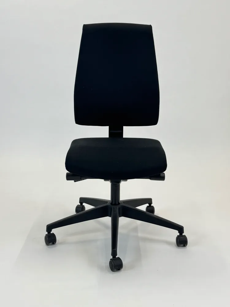 Interstuhl | Geos 16G2