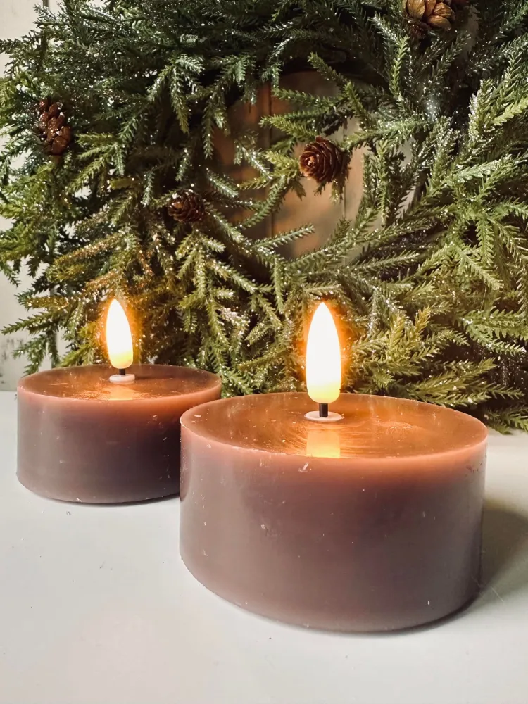 LED fyrfadslys WHOPPING 2 stk - Grå / Taupe voks
