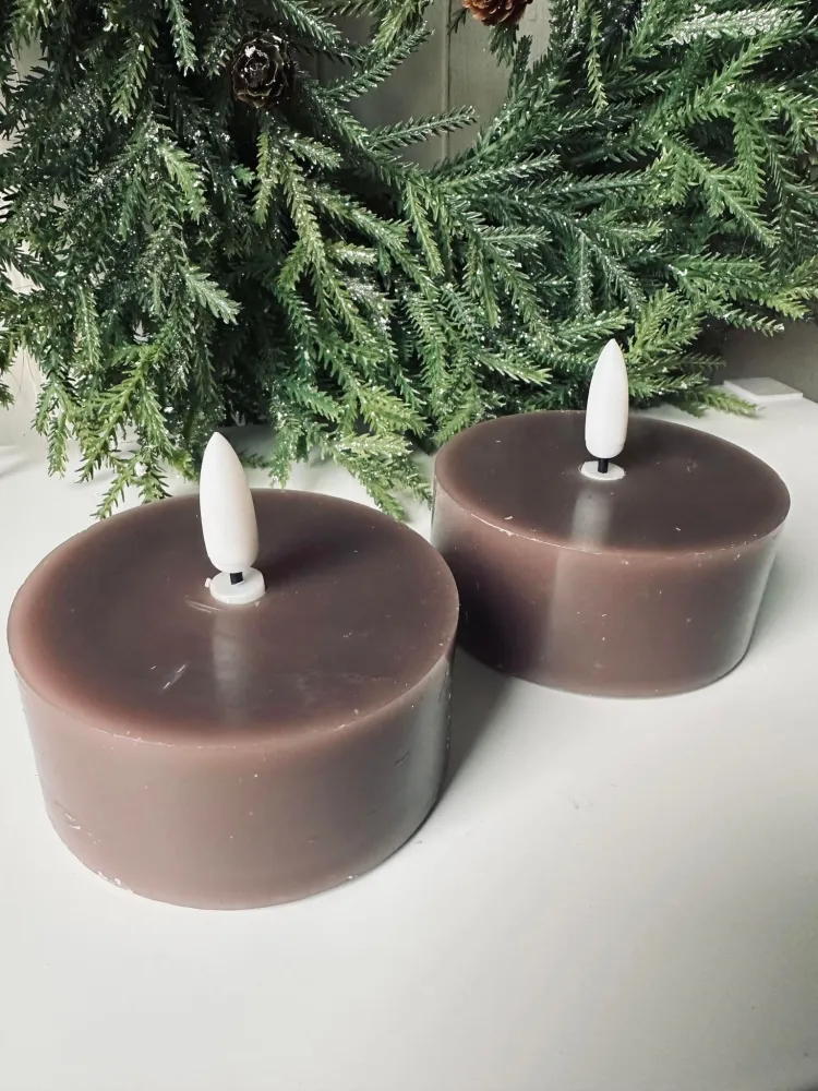 LED fyrfadslys WHOPPING 2 stk - Grå / Taupe voks
