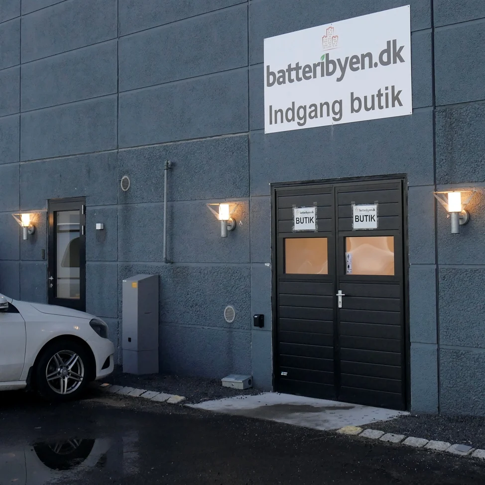 Macon-G2 udendørs væglampe David Super Flydende Hvid