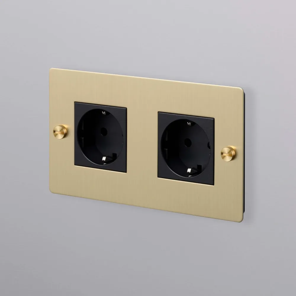 Panelmontering 2G Euro Stikkontakt Sort