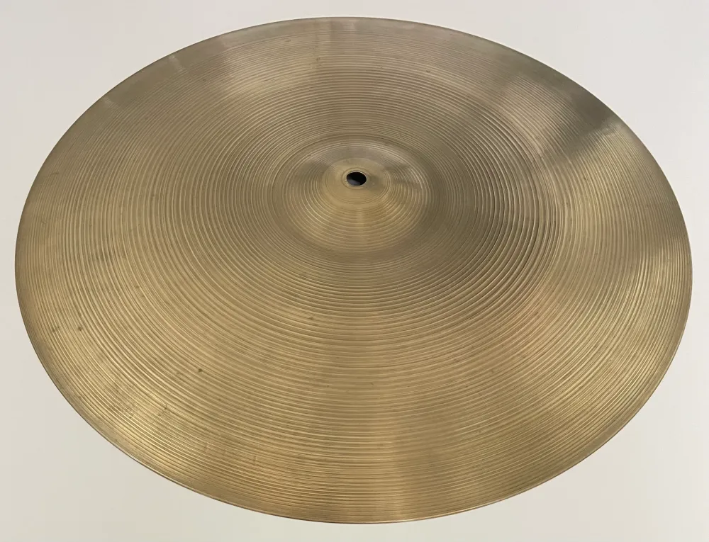 18" Zildjian Avedis Ride (2)