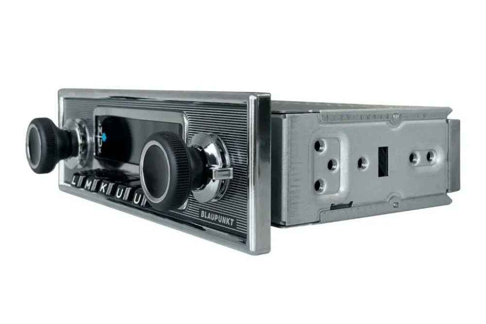 Blaupunkt FRANKFURT Retro bilradio, Bluetooth-enabled, FM/DAB+