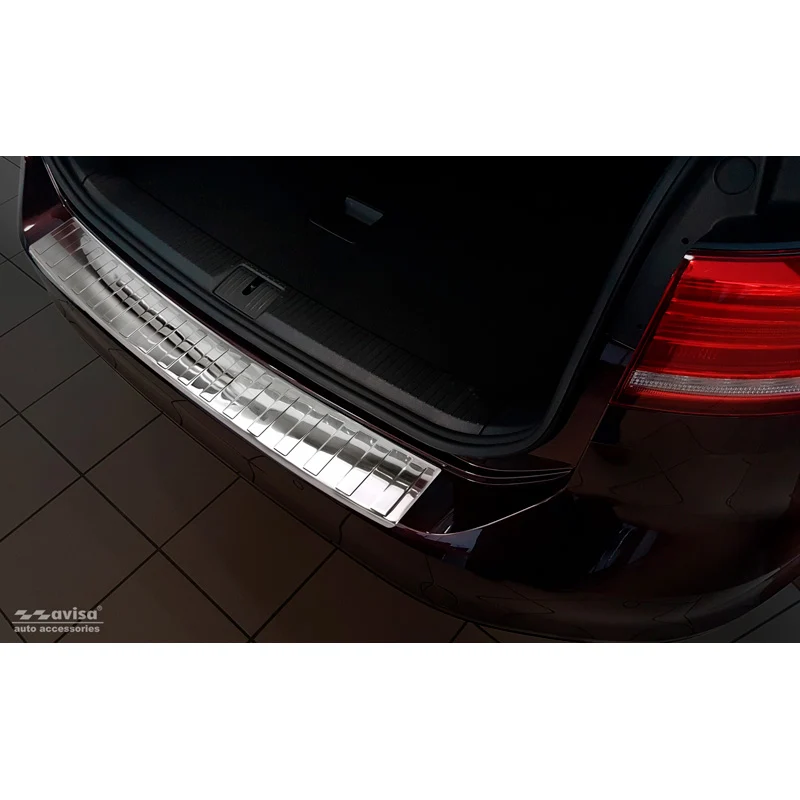 Avisa, Bagkofangerbeskytter, blankpoleret, Rustfritstål, passer til Volkswagen Passat 3G Variant 2014-2023 'Ribs'