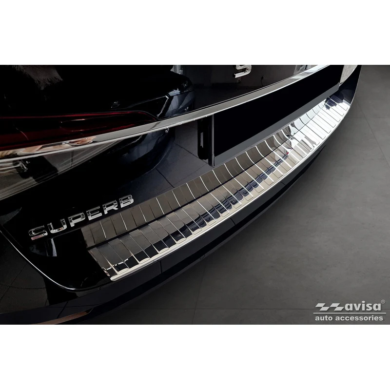 Avisa, Bagkofangerbeskytter, blankpoleret, Rustfritstål, passer til Skoda Superb Combi 2015-2019 incl. Facelift 2019-2024...