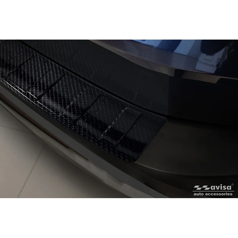 Avisa, Bagkofangerbeskytter, 3D ægte carbon, passer til Nissan X-Trail IV (T33) 2021- 'Ribs'