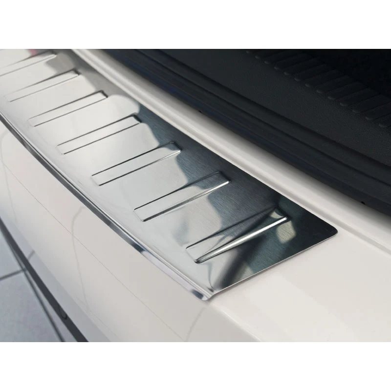 Avisa, Bagkofangerbeskytter, Rustfritstål, passer til Skoda Octavia III Kombi 2013-2016 'Ribs'