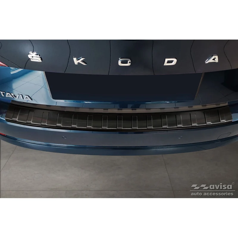 Avisa, Bagkofangerbeskytter, Sort, Rustfritstål, passer til Skoda Octavia IV Liftback 2020-2024 & FL 2024- 'Ribs'