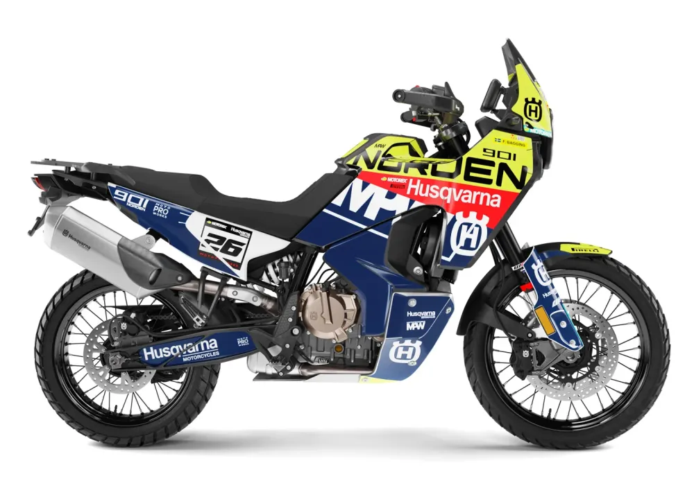 HUSQVARNA Norden 901 DEKOR - “P1” (Blå/Rød)