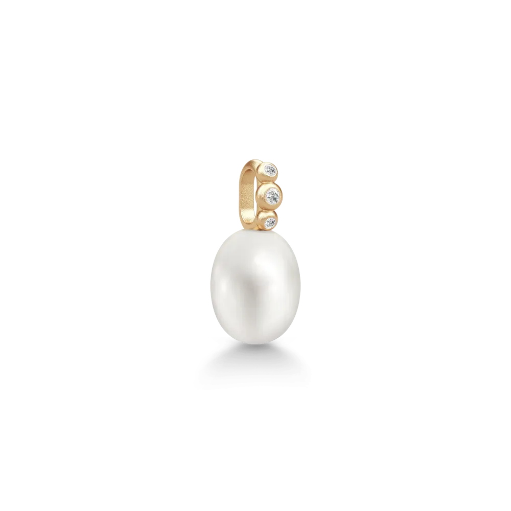 Lovina perlevedhæng med 3 diamanter - 14K