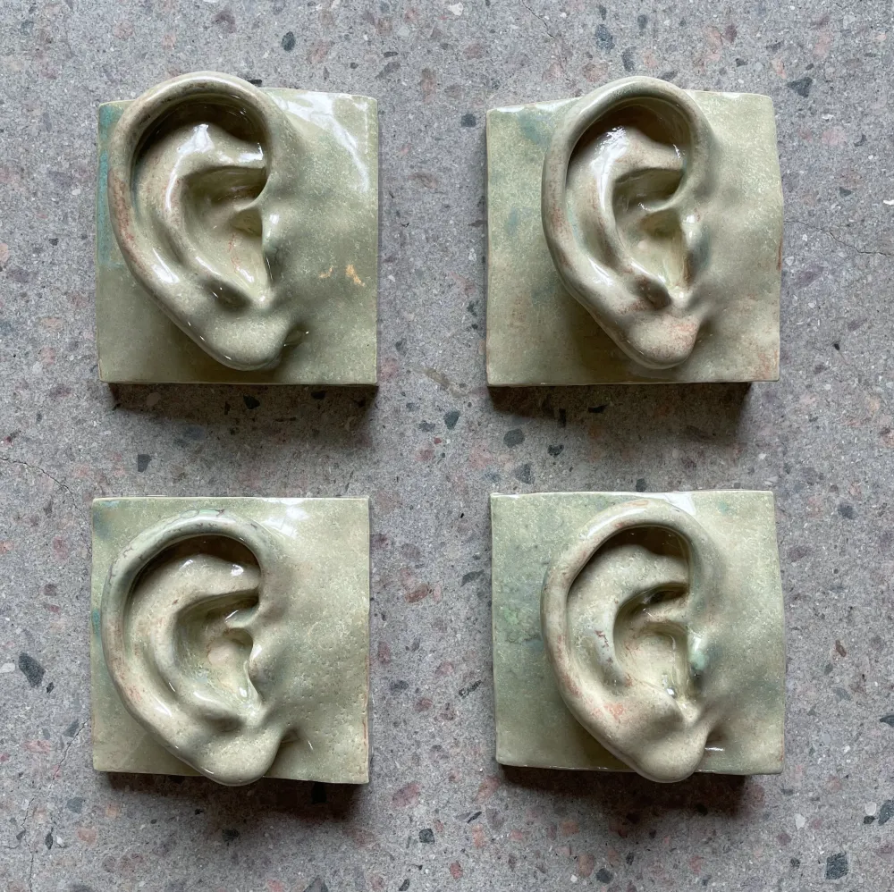 Vægrelief til ophæng - Square Ear - Vægkunst - Crystal Oliven