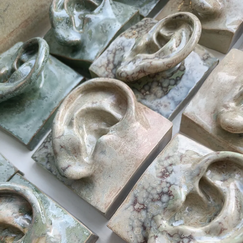 Vægrelief til ophæng - Square Ear - Vægkunst - Crystal Oliven