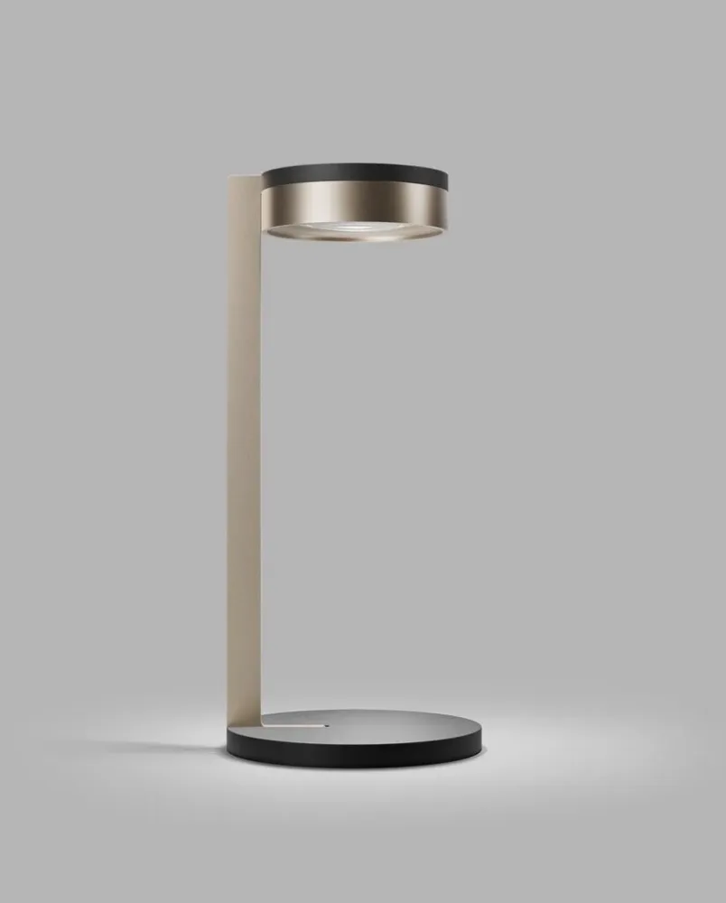 Blade T2 Slank matsort satinguld LED bordlampe