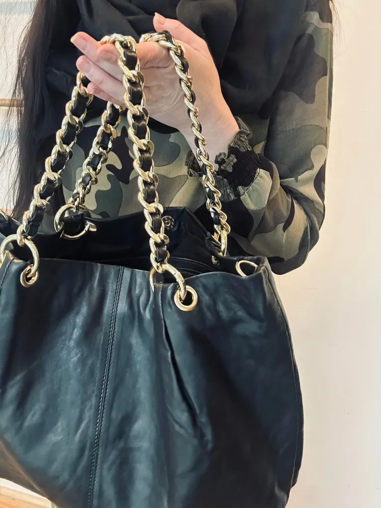 Crossbody BLACK med 2 taskeremme