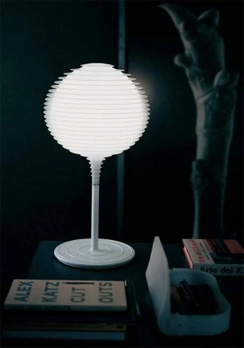 Flow T2 bordlampe fra Rotaliana
