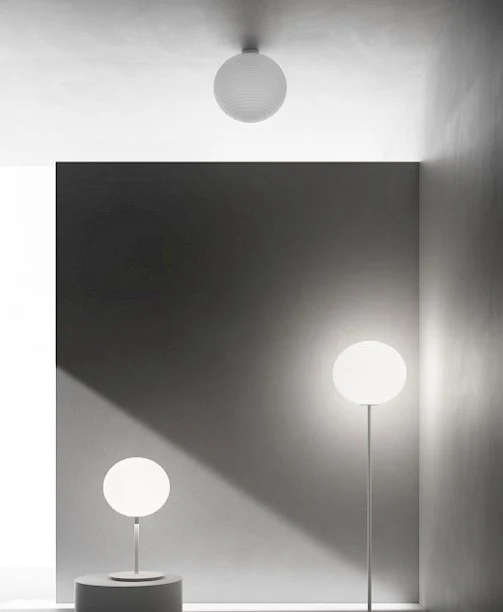 Flow T2 bordlampe fra Rotaliana