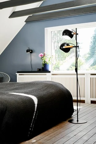 D.C GULVLAMPE 2 ARME CHARCOAL M/EGETRÆ