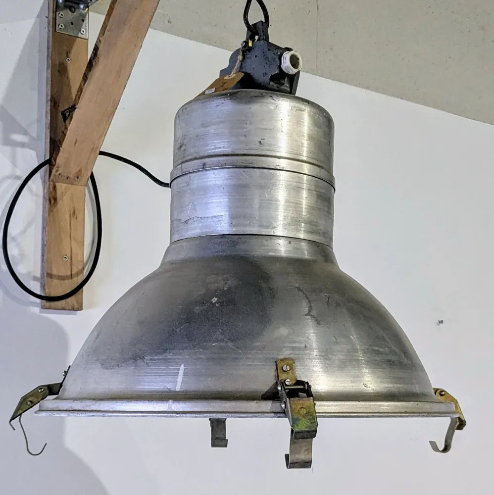 Industri loftlampe fra Østtyskland model 2