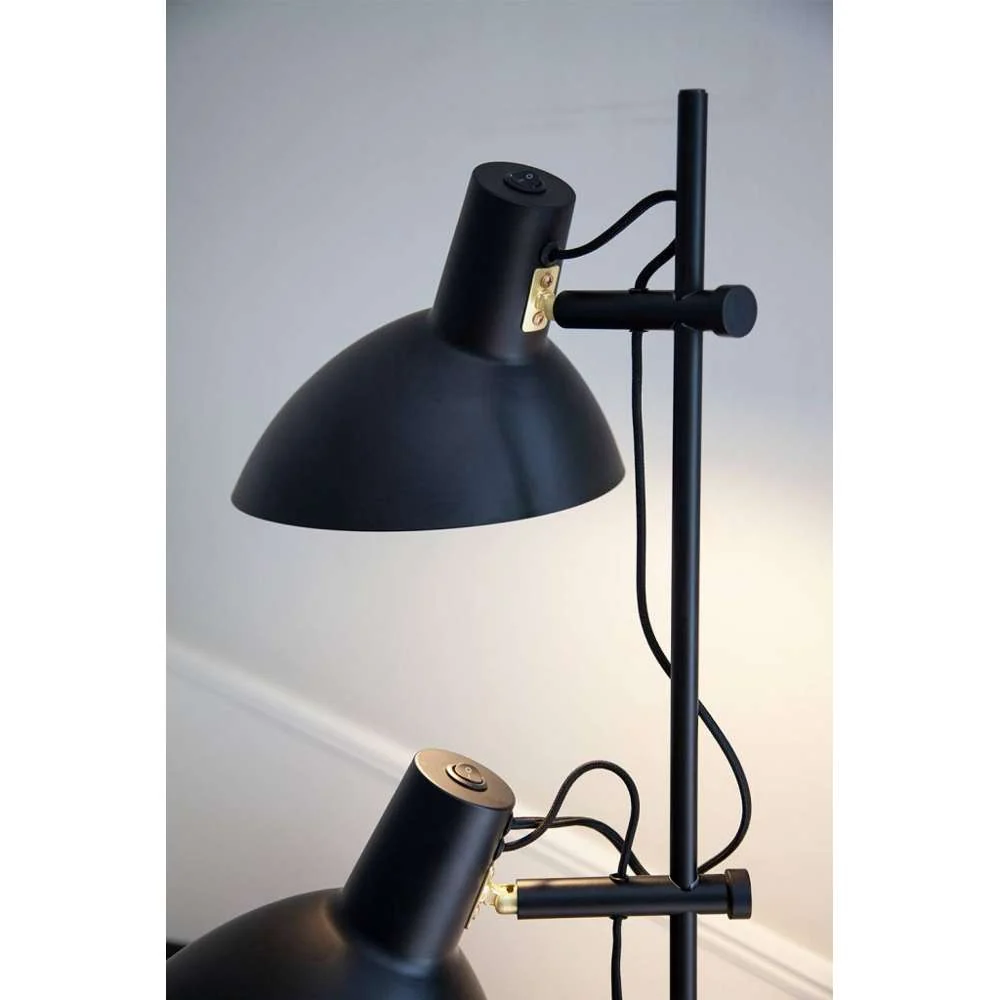 Metropole gulvlampe 2l - black Gulvlampe Compatible Navionics