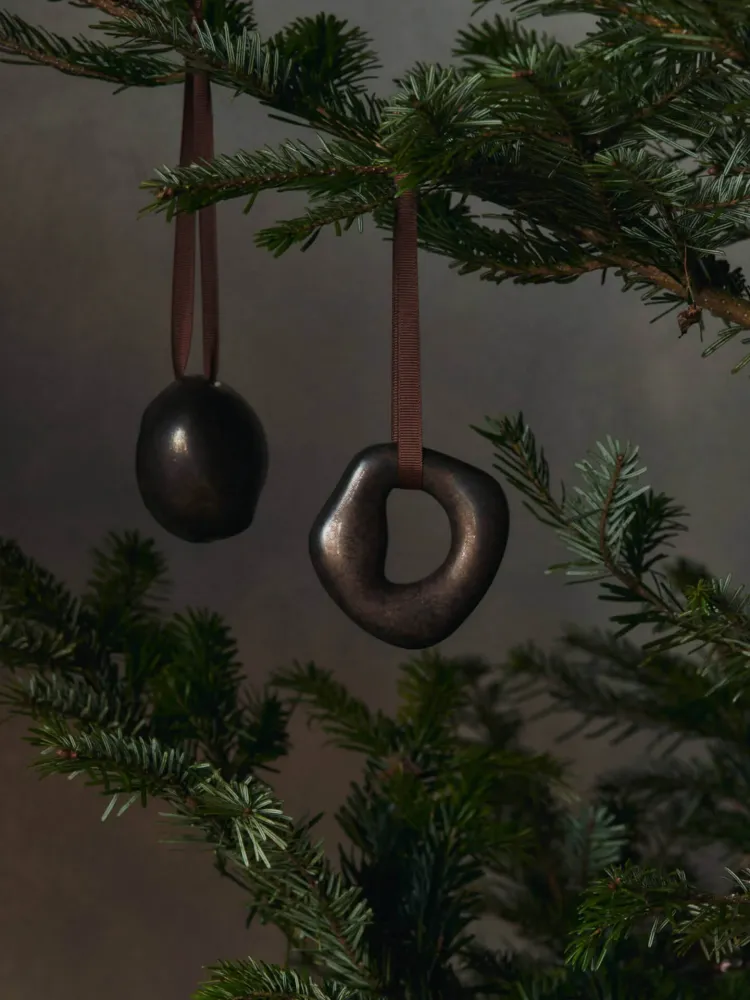 Orrith Ornaments - Adjust 2 - Rustic Bronze