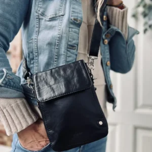 Oversize mobiltaske - BLACK SHEEP - 2 remme medfølger