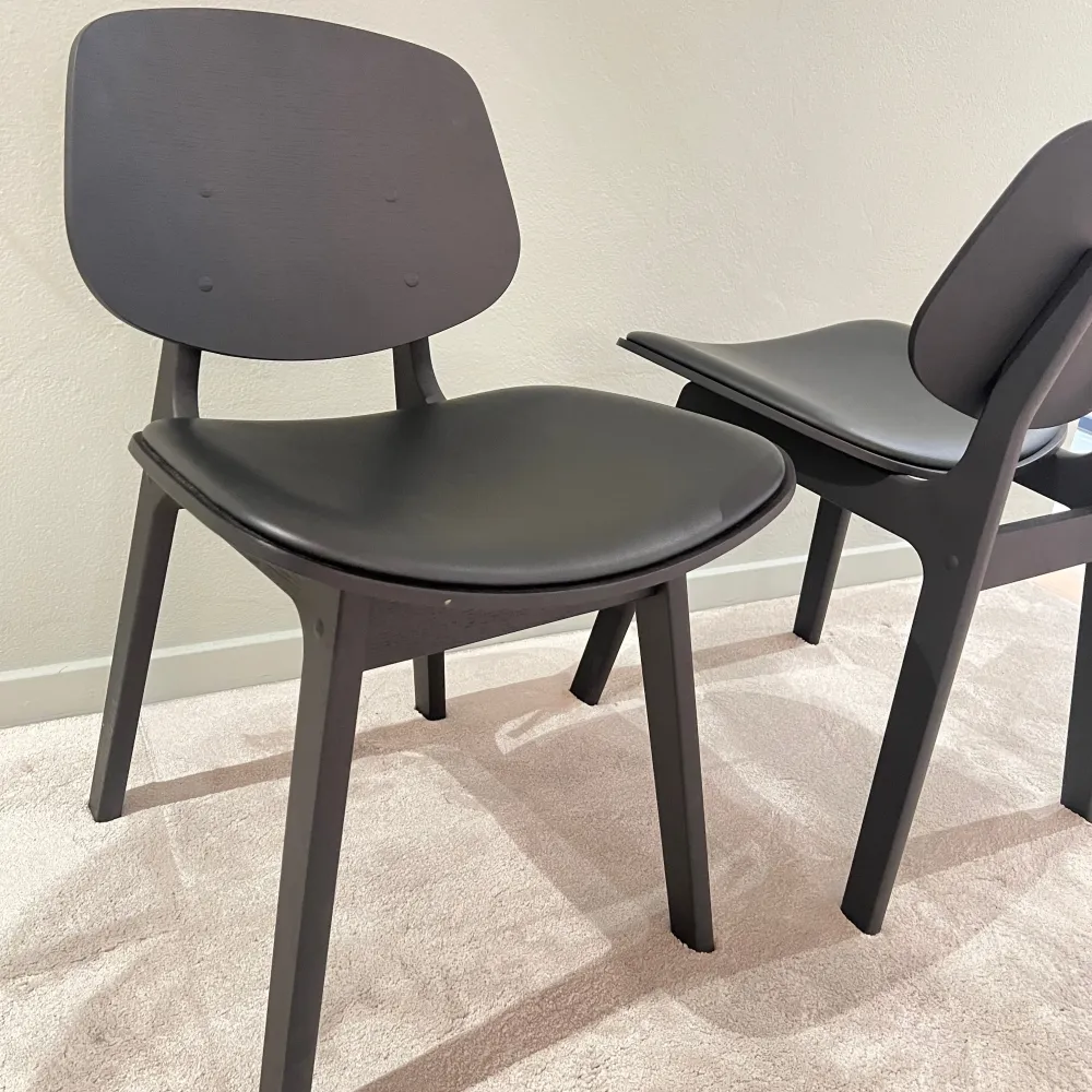Pandora Dining (Preloved) (Sæt á 2 stk. Sætpris) Saltwater Boats