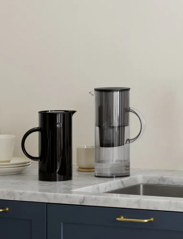 Stelton - EM77 vandfilterkande 2 l. smoke