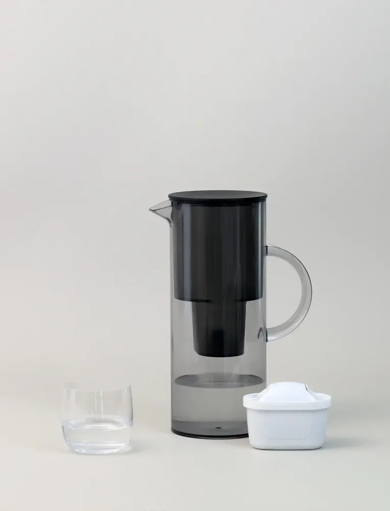 Stelton - EM77 vandfilterkande 2 l. smoke