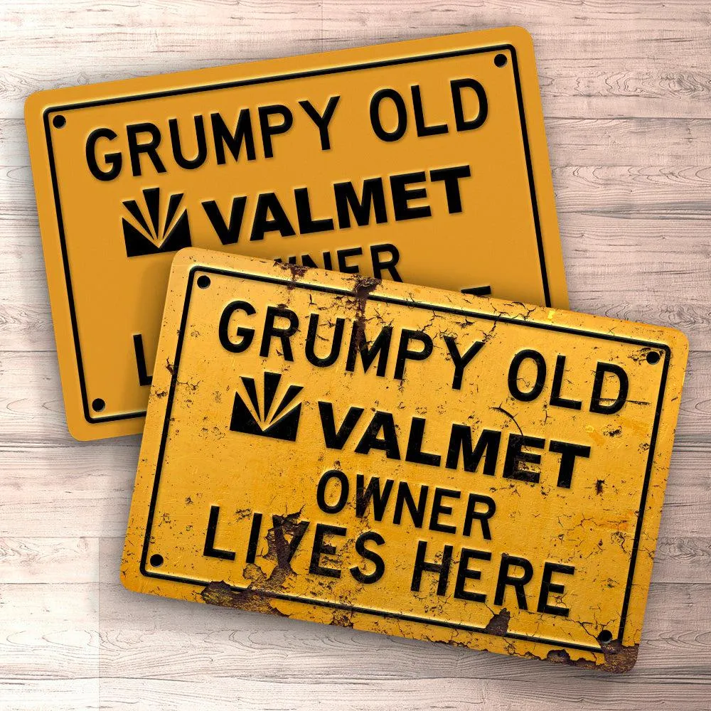 Valmet - Grumpy Aged Valmet Owner Lives Here Nr 2 Skilte, Musemåtte, Dørmåtte